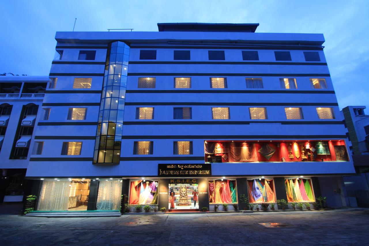 Sandesh Pride Maisúr Exteriér fotografie